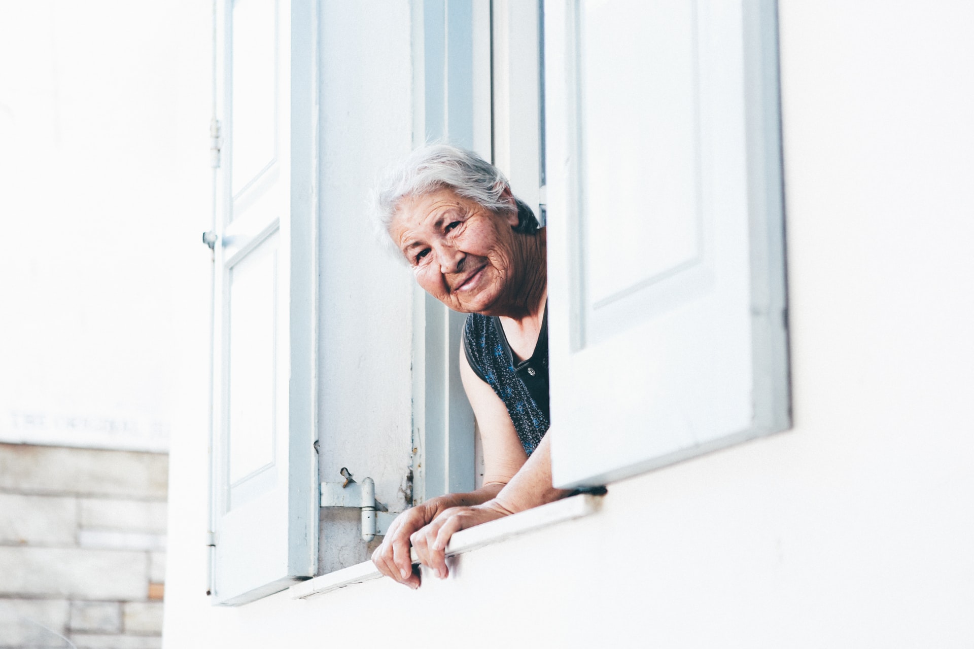 Senior-Friendly Tips for Smooth and Painless Downsizing